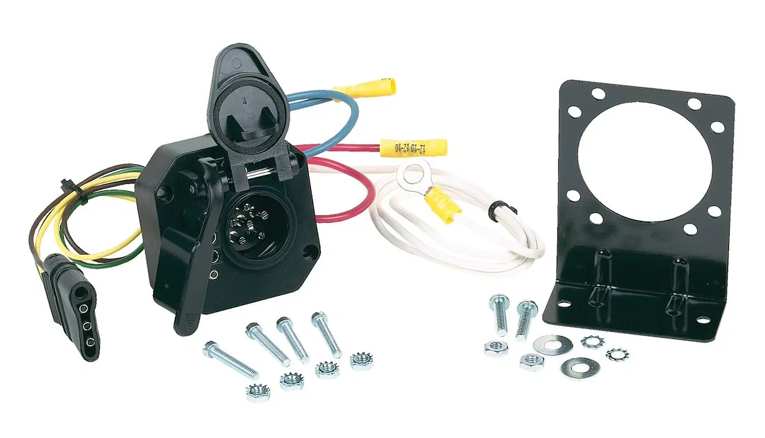 47175 – HOPKINS Trailer Wiring Connector Adapter, 4 Flat To 6-Way Pin And 4 Flat Provides Multiple Towing Options Fro...
